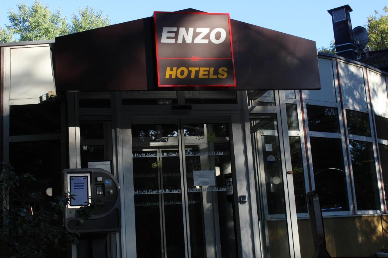 Enzo Hotels Premier Prix - Logis Amnéville Esterno foto